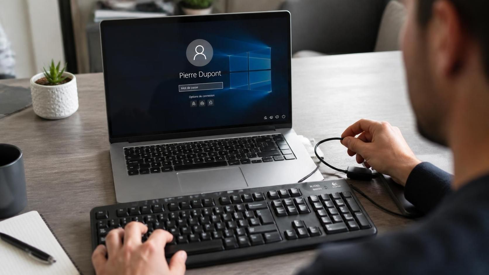 découvrez les causes courantes du clavier windows 10 inactif au démarrage et les solutions efficaces pour résoudre ce problème rapidement et retrouver une utilisation normale.
